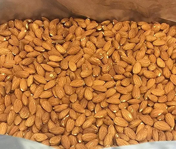 RAW ALMOND NUTS